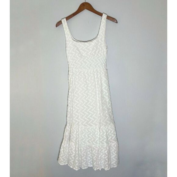 Line And Dot White Textured Tiered Summer Dress Size Medium New - Picture 3 of 5